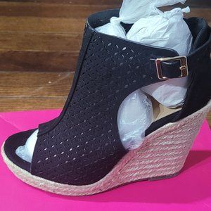 Shoe's